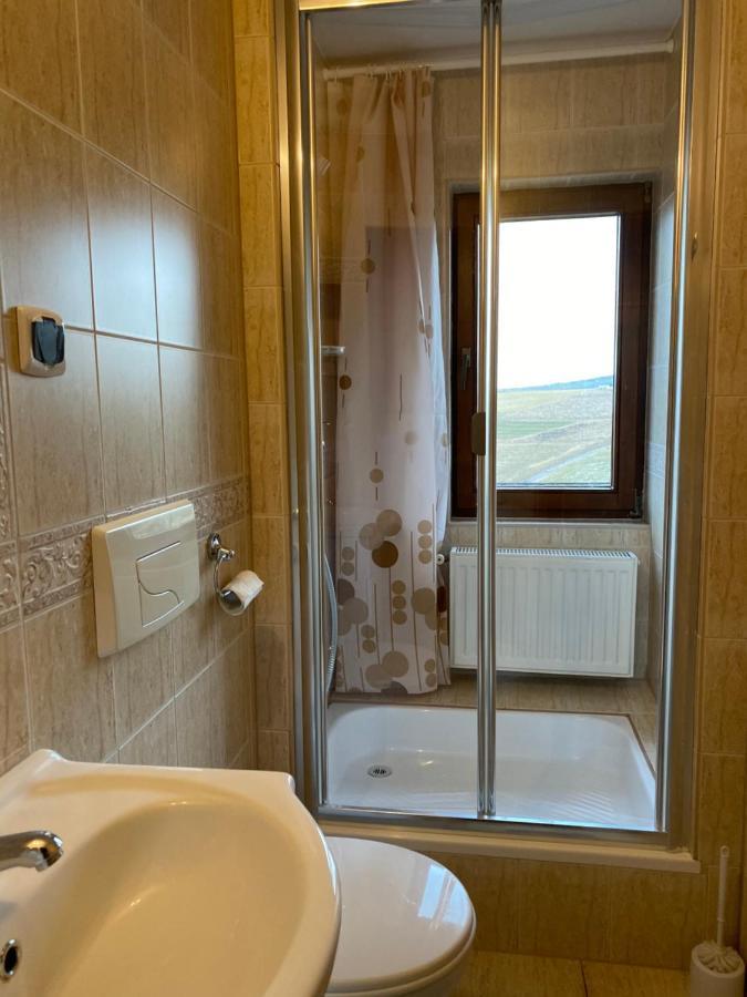 Hancyne Izby Brzegi Bagian luar foto